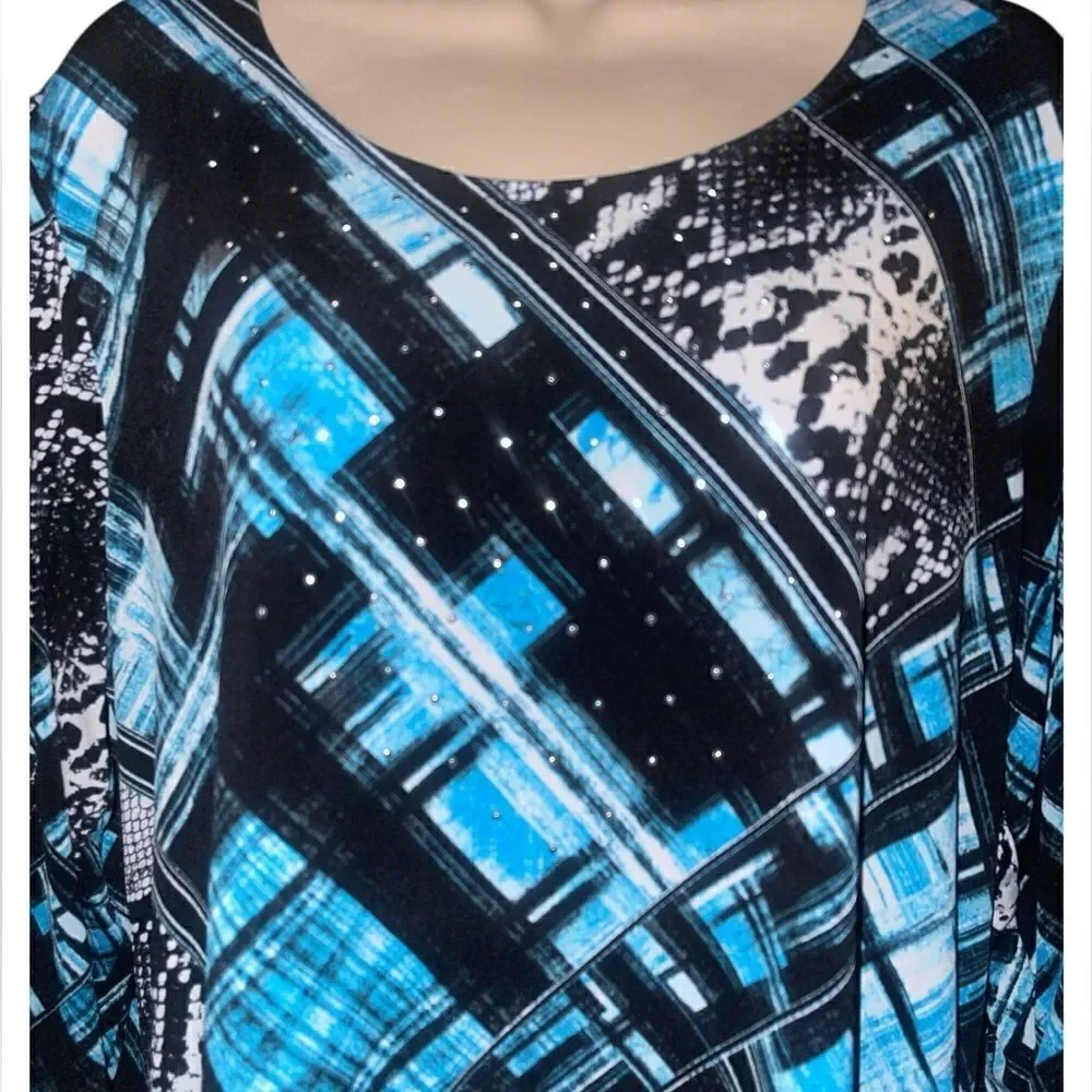 style co XL Blue Black  tunic tops, 3/4 Ruched Sleeve Gold studs Like New